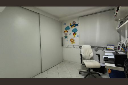 Apartamento à venda com 91m², 3 quartos e 2 vagas Apartamento à venda com 91m², 3 quartos e 2 vagasCloset da Suíte