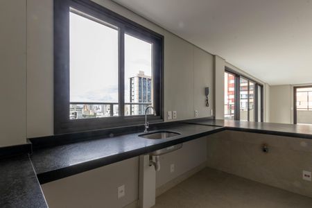 Apartamento à venda com 135m², 2 quartos e 2 vagasCozinha