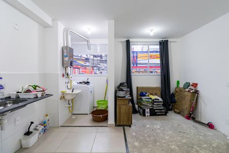 Apartamento à venda com 40m², 2 quartos e sem vaga Apartamento à venda com 40m², 2 quartos e sem vagaSala