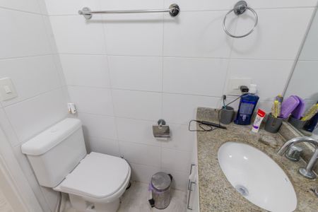 Apartamento à venda com 141m², 4 quartos e 2 vagasBanheiro Social
