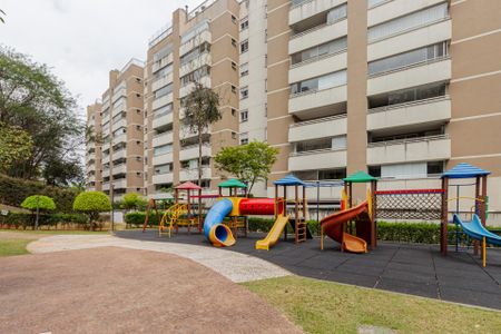 Apartamento à venda com 141m², 4 quartos e 2 vagasÁrea Comum - Playground