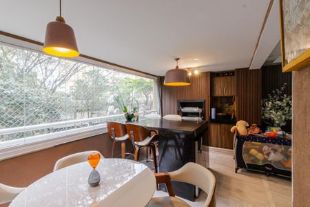 Apartamento à venda com 141m², 4 quartos e 2 vagasVaranda Gourmet