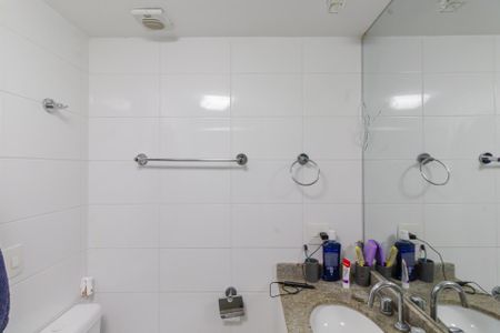Apartamento à venda com 141m², 4 quartos e 2 vagasBanheiro Social