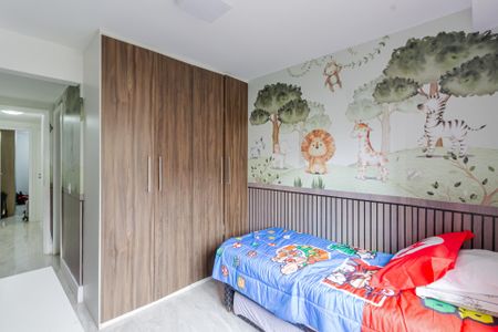 Apartamento à venda com 141m², 4 quartos e 2 vagasQuarto 