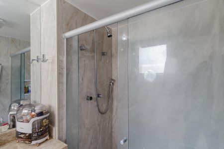 Apartamento à venda com 141m², 4 quartos e 2 vagasBanheiro da Suíte 1