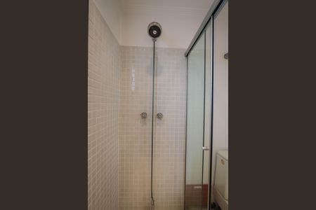 Apartamento à venda com 235m², 4 quartos e 4 vagas Apartamento à venda com 235m², 4 quartos e 4 vagasBanheiro da Suite 3