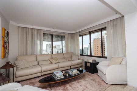 Apartamento à venda com 235m², 4 quartos e 4 vagas Apartamento à venda com 235m², 4 quartos e 4 vagasSala 2