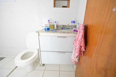Apartamento para alugar com 58m², 2 quartos e 2 vagasBanheiro