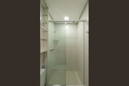 Apartamento à venda com 58m², 2 quartos e 1 vaga Apartamento à venda com 58m², 2 quartos e 1 vagaBanheiro social