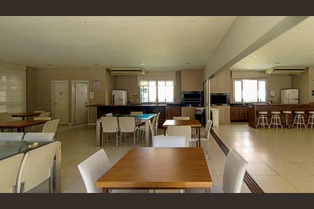 Apartamento à venda com 58m², 2 quartos e 1 vaga Apartamento à venda com 58m², 2 quartos e 1 vagaSalão de festas
