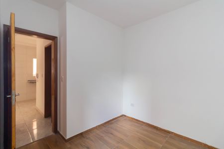 Quarto 1 de apartamento para alugar com 2 quartos, 40m² em Itaquera, São Paulo