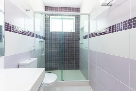 Casa à venda com 250m², 4 quartos e 3 vagasBanheiro Suíte 3