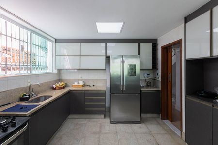 Casa à venda com 250m², 4 quartos e 3 vagasCozinha