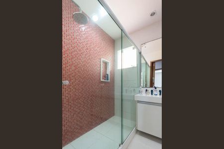 Casa à venda com 250m², 4 quartos e 3 vagasBanheiro Suíte 1