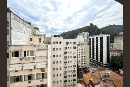Sala - vista de apartamento à venda com 2 quartos, 60m² em Copacabana, Rio de Janeiro