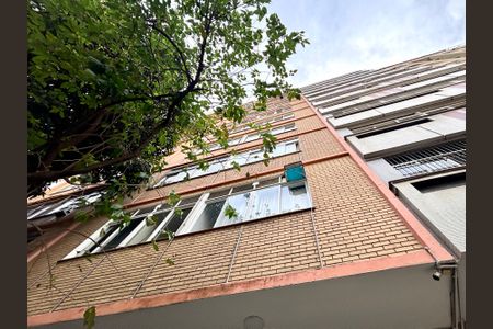 Apartamento à venda com 60m², 2 quartos e sem vagaFachada