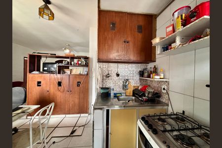 Apartamento à venda com 60m², 2 quartos e sem vagaCozinha