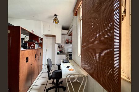 Sala de apartamento à venda com 2 quartos, 60m² em Copacabana, Rio de Janeiro