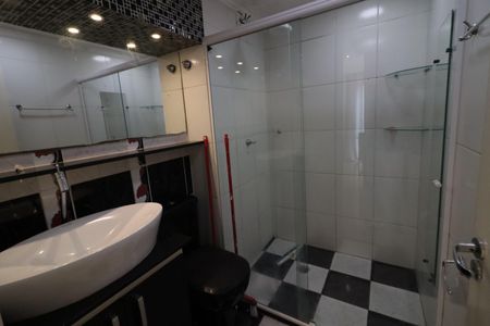 Banheiro 1 de apartamento para alugar com 2 quartos, 154m² em Santa Maria, Osasco
