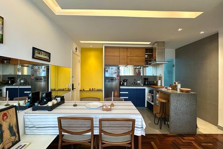 Apartamento para alugar com 70m², 3 quartos e 1 vaga Apartamento para alugar com 70m², 3 quartos e 1 vagaSala