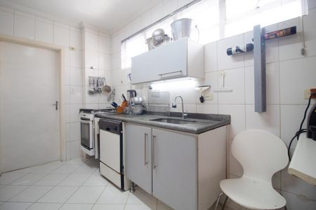 Apartamento à venda com 180m², 3 quartos e 1 vaga Apartamento à venda com 180m², 3 quartos e 1 vagaCozinha