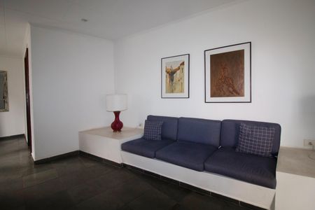 Apartamento à venda com 180m², 3 quartos e 1 vaga Apartamento à venda com 180m², 3 quartos e 1 vagaÁrea comum