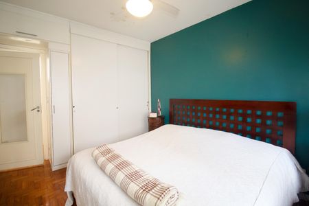 Apartamento à venda com 180m², 3 quartos e 1 vaga Apartamento à venda com 180m², 3 quartos e 1 vagaQuarto 1