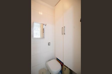 Apartamento à venda com 180m², 3 quartos e 1 vaga Apartamento à venda com 180m², 3 quartos e 1 vagaBanheiro de Serviço