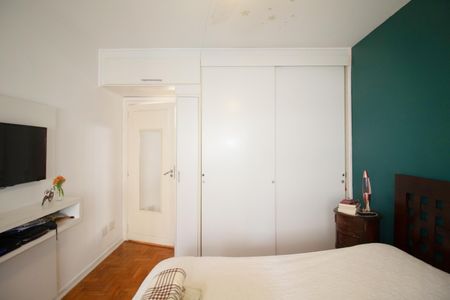 Apartamento à venda com 180m², 3 quartos e 1 vaga Apartamento à venda com 180m², 3 quartos e 1 vagaQuarto 1