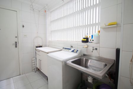 Apartamento à venda com 180m², 3 quartos e 1 vaga Apartamento à venda com 180m², 3 quartos e 1 vagaÁrea de Serviço