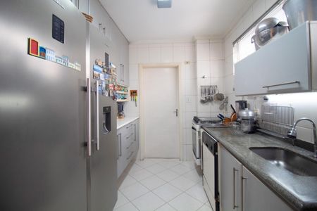 Apartamento à venda com 180m², 3 quartos e 1 vaga Apartamento à venda com 180m², 3 quartos e 1 vagaCozinha