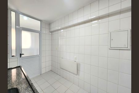 Apartamento para alugar com 72m², 2 quartos e 2 vagasCozinha