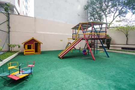 Apartamento à venda com 162m², 3 quartos e 2 vagas Apartamento à venda com 162m², 3 quartos e 2 vagasÁrea comum