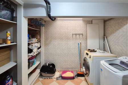 Apartamento à venda com 162m², 3 quartos e 2 vagas Apartamento à venda com 162m², 3 quartos e 2 vagasÁrea de Serviço