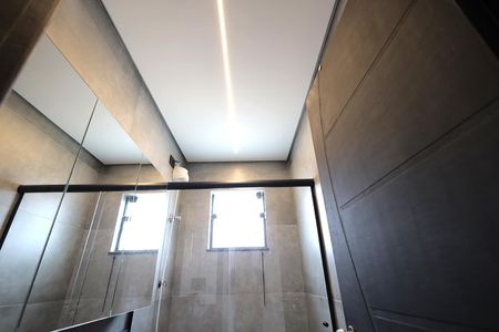 Casa à venda com 258m², 3 quartos e 2 vagasBanheiro 3