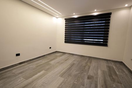 Casa à venda com 258m², 3 quartos e 2 vagasSala