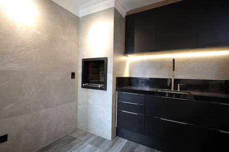 Casa à venda com 258m², 3 quartos e 2 vagasCozinha