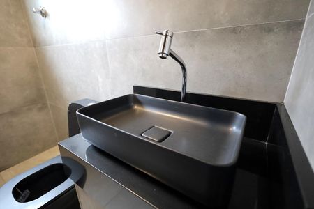 Casa à venda com 258m², 3 quartos e 2 vagasBanheiro