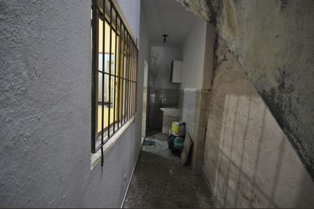 Casa à venda com 75m², 5 quartos e 1 vagaQuintal