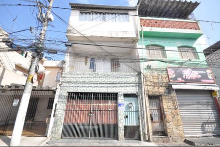 Casa à venda com 75m², 5 quartos e 1 vagaFachada