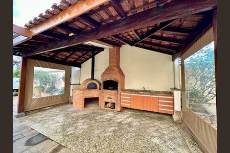 Apartamento à venda com 230m², 3 quartos e 3 vagasArea Comum - Churrasqueira