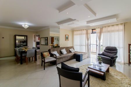 Apartamento à venda com 230m², 3 quartos e 3 vagas Apartamento à venda com 230m², 3 quartos e 3 vagasSala