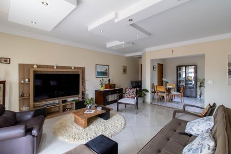 Apartamento à venda com 230m², 3 quartos e 3 vagas Apartamento à venda com 230m², 3 quartos e 3 vagasSala