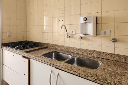 Apartamento à venda com 60m², 2 quartos e 1 vagaCozinha 