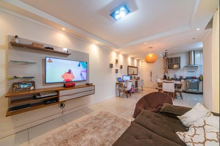 Sala de apartamento à venda com 2 quartos, 68m² em Vila Humaita, Santo André