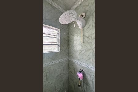 Casa à venda com 246m², 4 quartos e 2 vagas Casa à venda com 246m², 4 quartos e 2 vagasCasa 2 - Banheiro