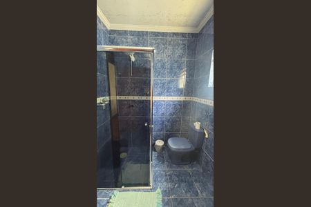 Casa à venda com 246m², 4 quartos e 2 vagas Casa à venda com 246m², 4 quartos e 2 vagasBanheiro