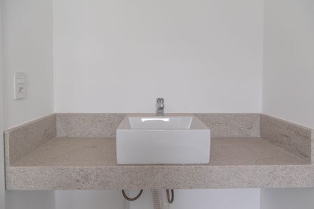 Apartamento à venda com 150m², 3 quartos e 3 vagas Apartamento à venda com 150m², 3 quartos e 3 vagasBanheiro da Suíte 2