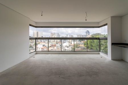 Apartamento à venda com 150m², 4 quartos e 3 vagas Apartamento à venda com 150m², 4 quartos e 3 vagasVaranda