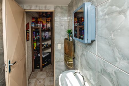 Casa para alugar com 300m², 5 quartos e sem vagaEdídula - Banheiro